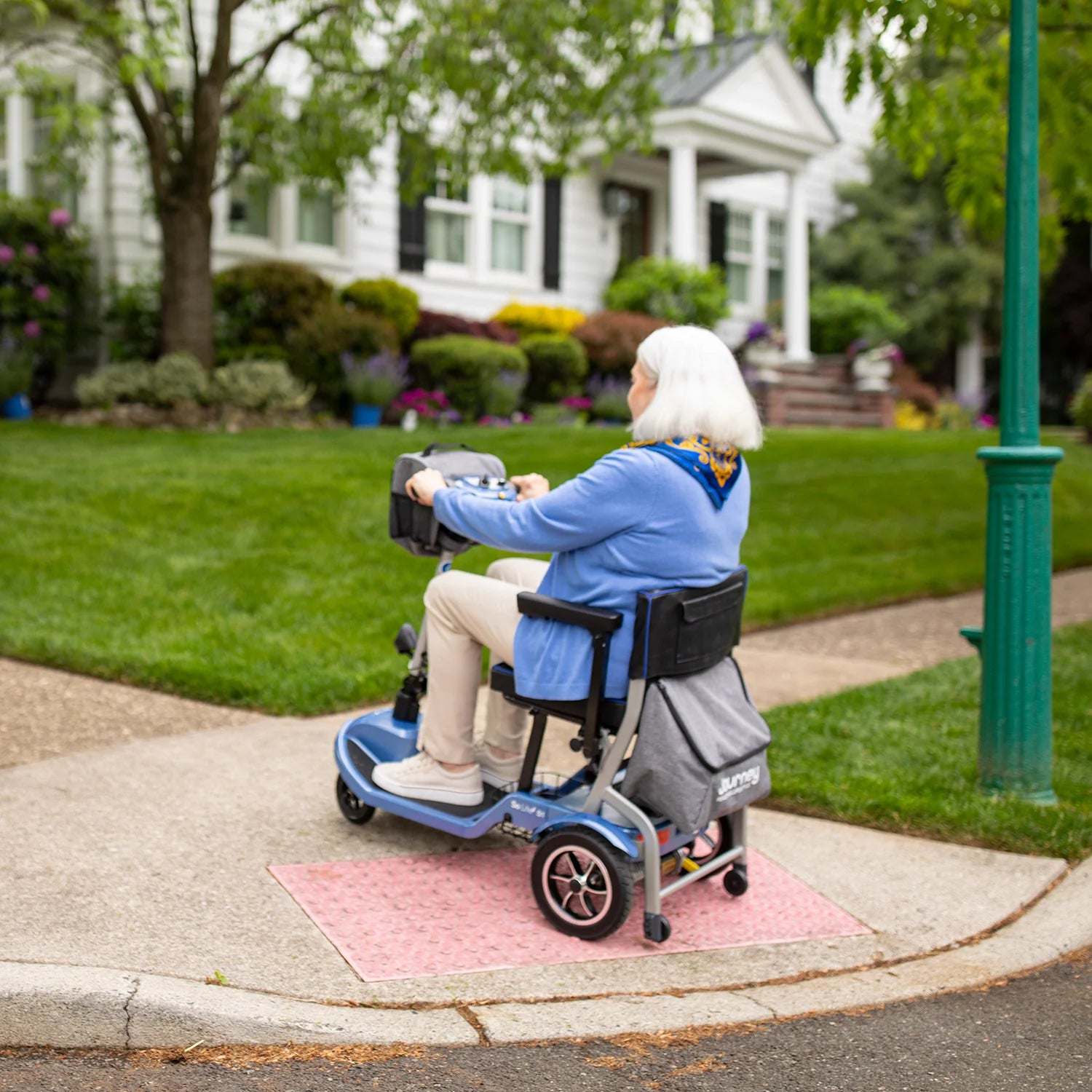 Journey So Lite® Folding Power Scooter 08474