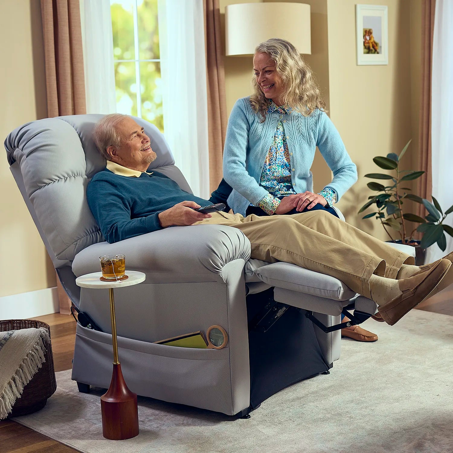Journey Comfort-Perfect Sleep & Lift Chair Deluxe Plus 2 Zone (w/ Blanket & USB) 27270