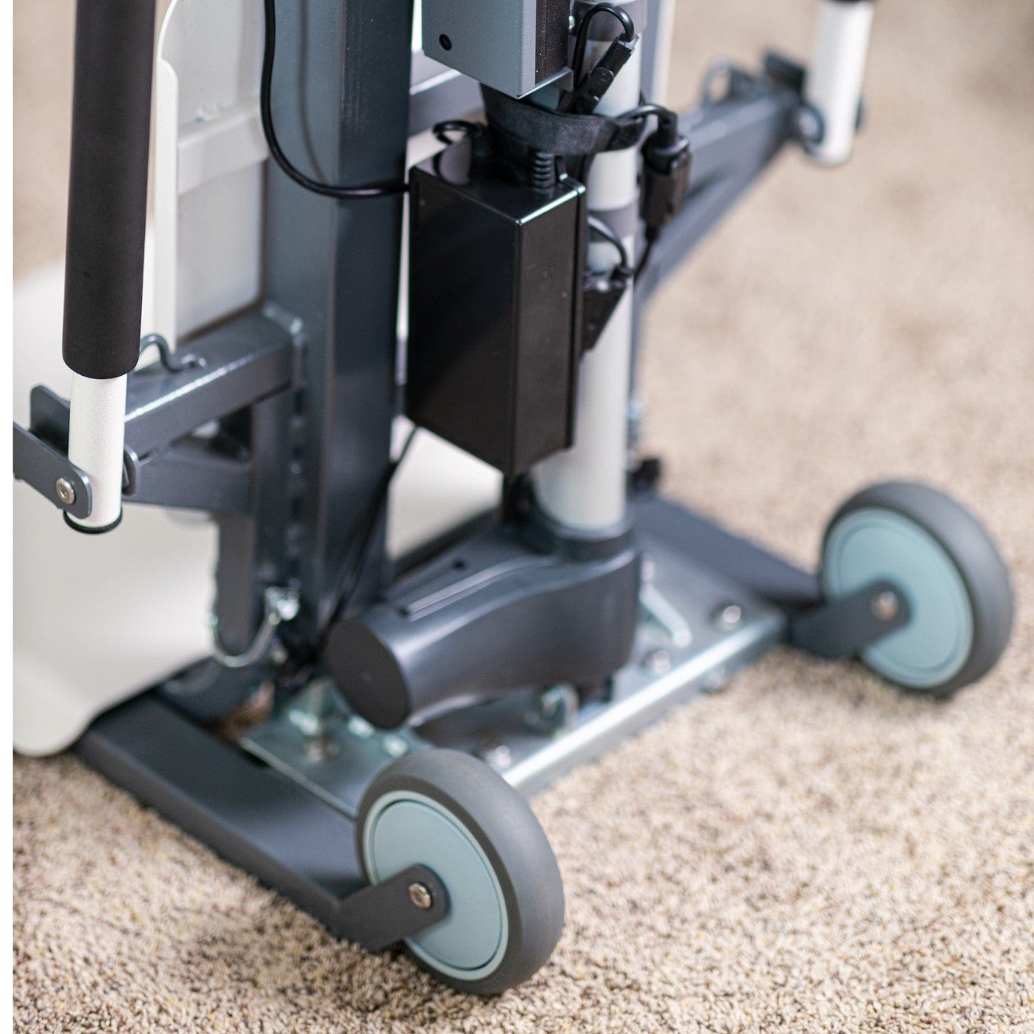 SuperHandy GoRise FS Electric Floor to Standing Lift 500Lbs Weight Limit GUT168