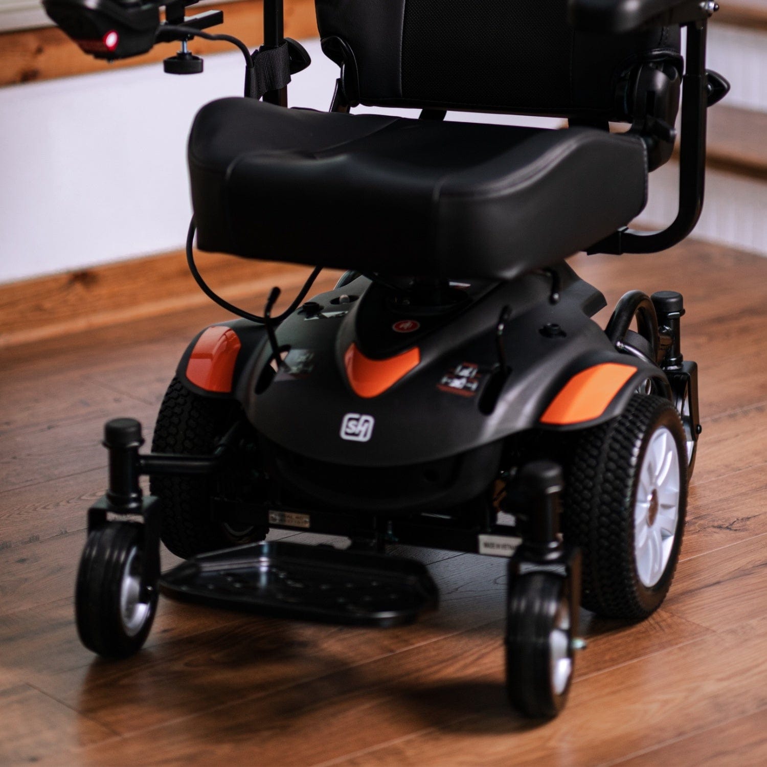 SuperHandy GoRide CRX Powerchair 300 lb Capacity 12.8 Mile Range GUT171